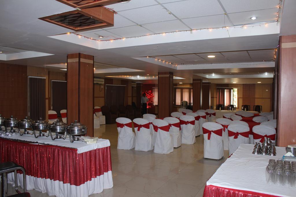 Hotel Bengal International Siliguri Exterior foto